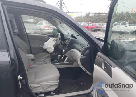 2013 Subaru Forester 2.5X Limited из США, поврежденный, VIN JF2SHAEC1DH419588